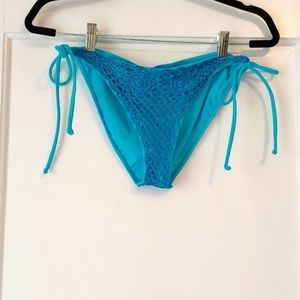 Venus bikini bottom- sz 12